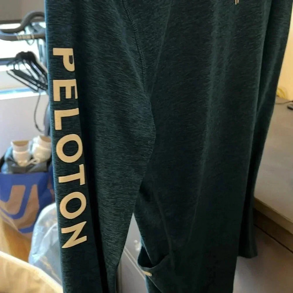 Nike Running Peloton Blue Shirt - Picture 4 of 6